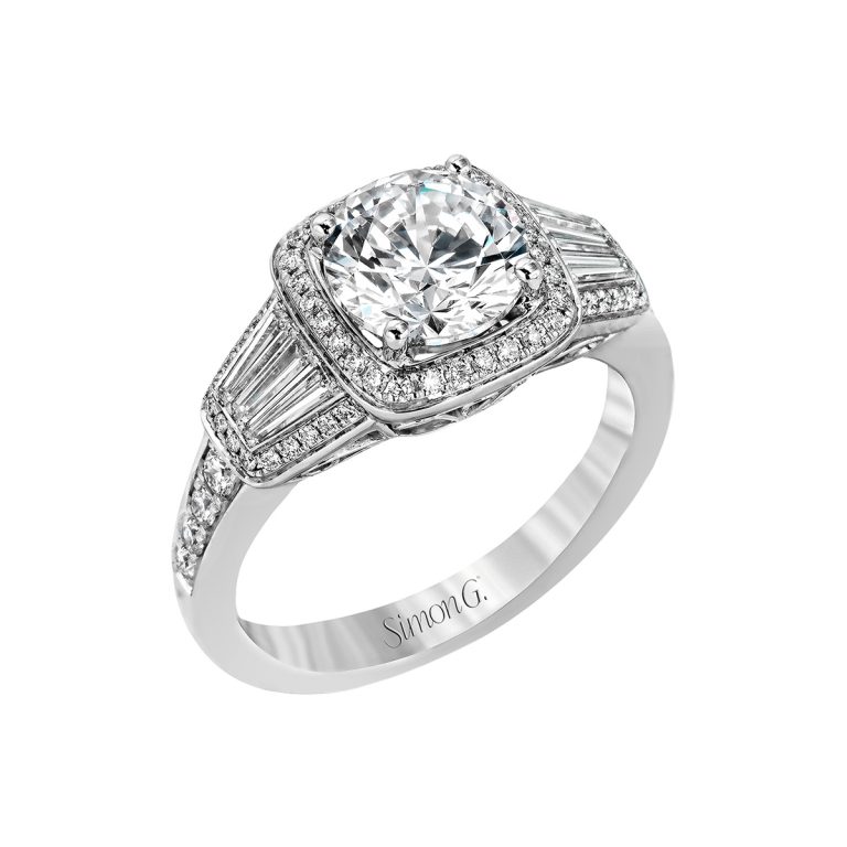 18K White Gold Baguette Accent Engagement Ring Semi-Mounting