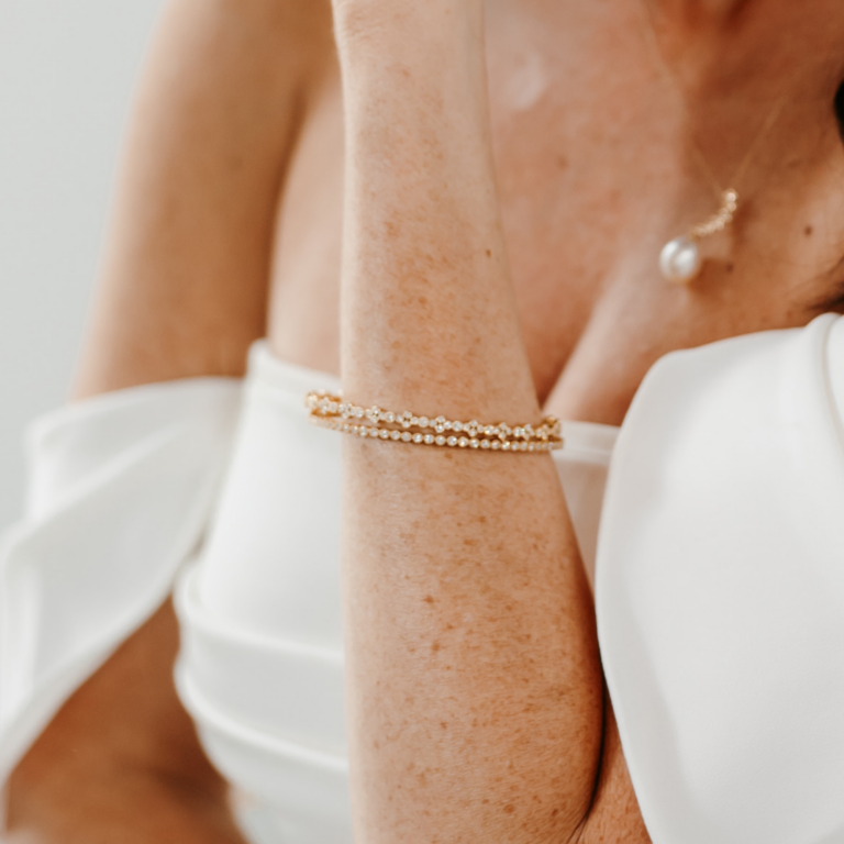 18K Yellow Gold Diamond Bezel Bangle