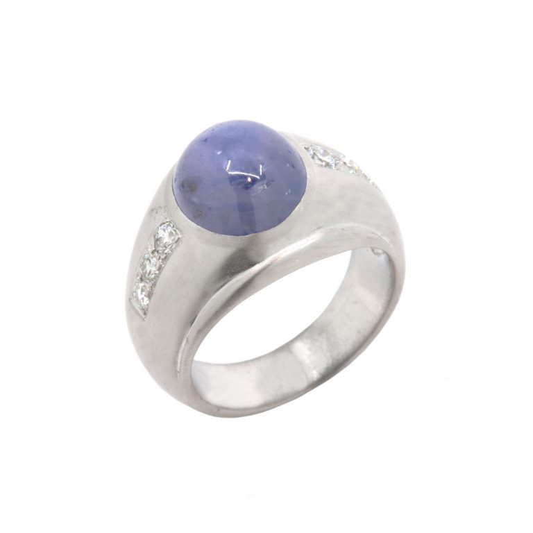 14K White Gold Oval Star Sapphire and Diamond Ring