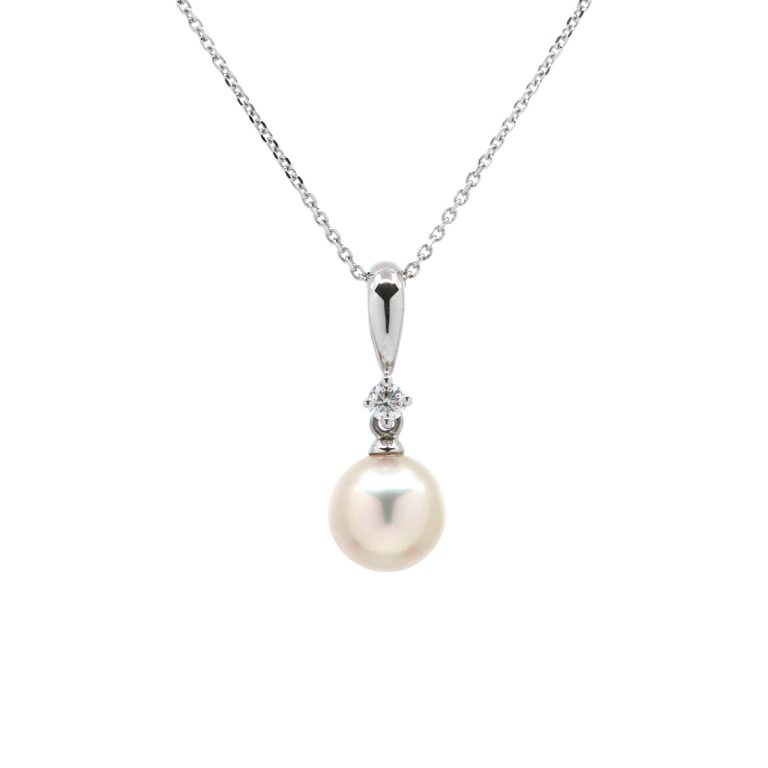 14K White Gold Freshwater Pearl and Diamond Pendant and Chain