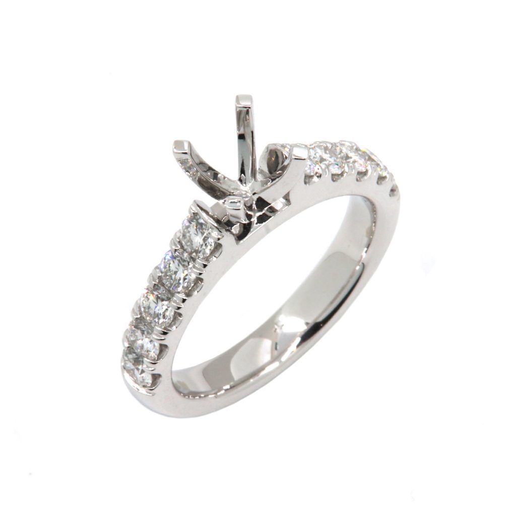 Platinum Classic Engagement Ring Mounting