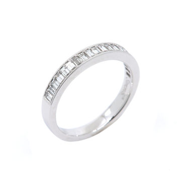 18K White Gold Baguette Diamond Band