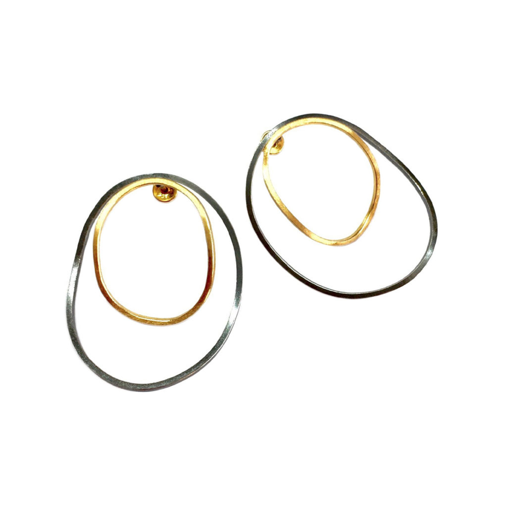 Sterling Silver and Gold Plated Wavy Oval Earrings_x000D_