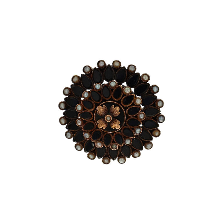 Estater 9K Yellow Gold Onyx and Seed Pearl Brooch
