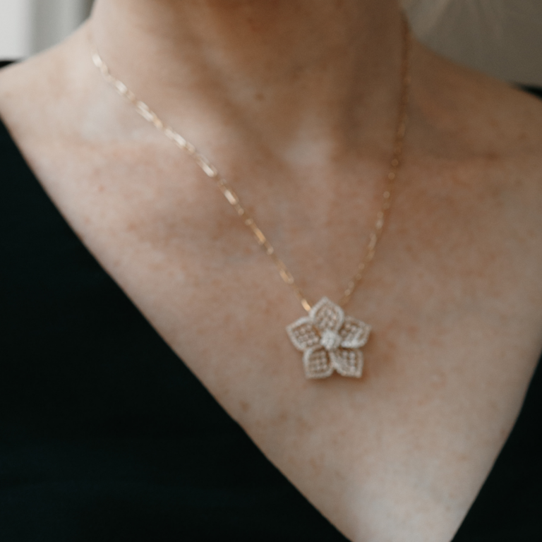 14K Yellow Gold Diamond Flower Paperclip Necklace