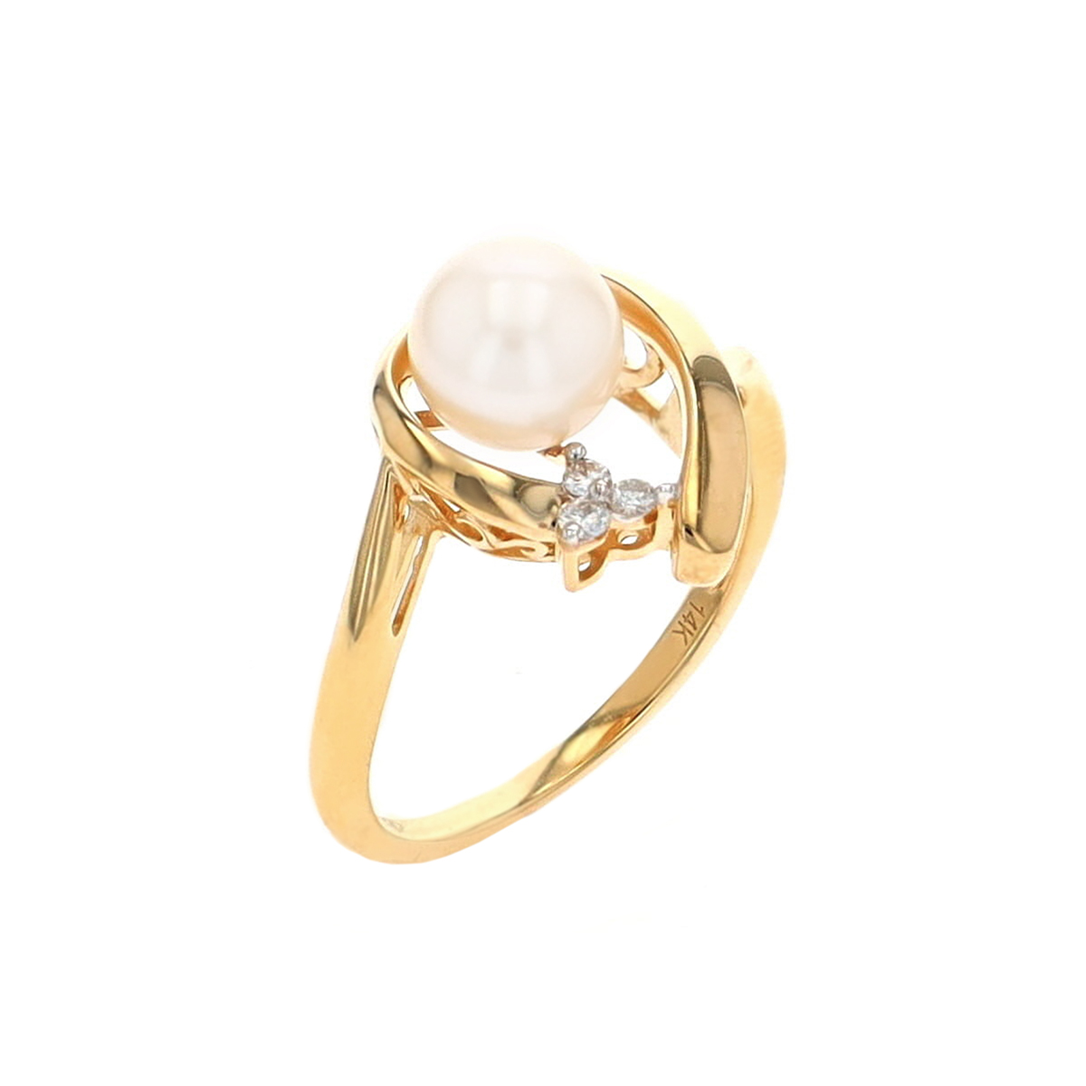 14K Yellow Gold Freshwater Pearl and Diamond Ring